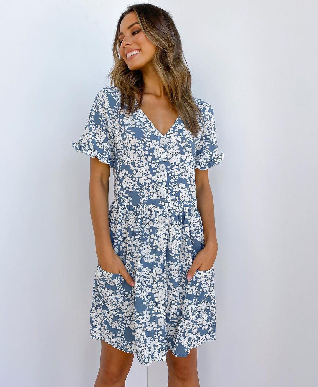 Dalia – Robe Courte à Pois et Manches Volantes