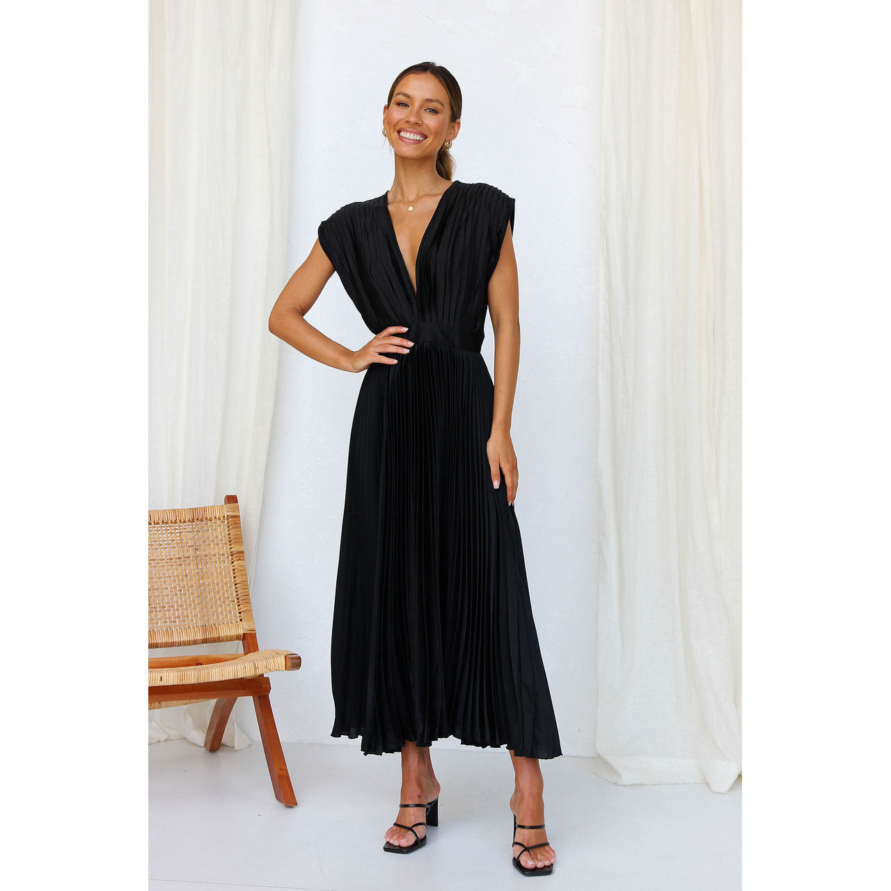 Aléna – Robe Plissée Décontractée et Élégante